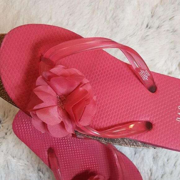 GAP KIDS Flip Flops Hot Pink Peonies size 12-13 - Picture 3 of 13